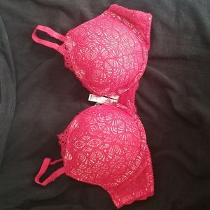 BNWT Victoria's Secret Dream Angels Push Up Bra sz 36B